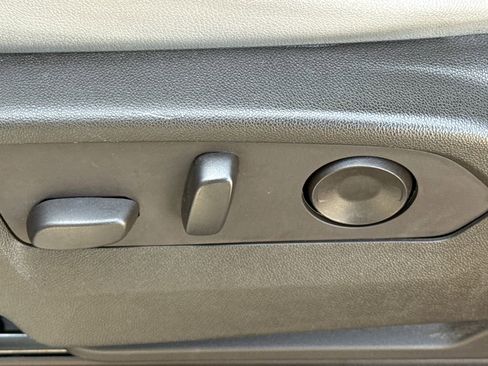 Used 2021 Chevrolet Tahoe LT image 21