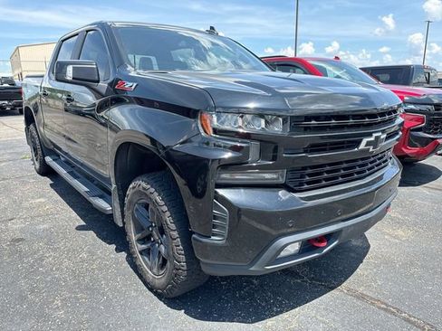 Used 2021 Chevrolet Silverado 1500 LT Trail Boss w/ Convenience Package II AWD/4WD image 4
