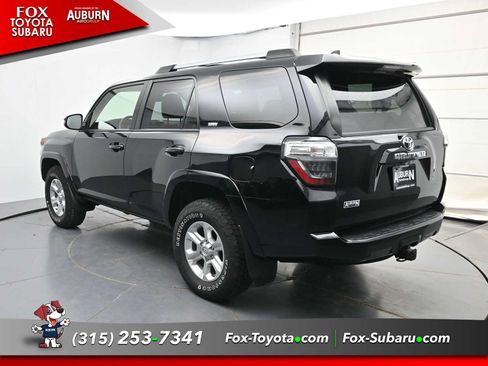 Used 2022 Toyota 4Runner SR5 Premium w/ Moonroof Package AWD/4WD image 16