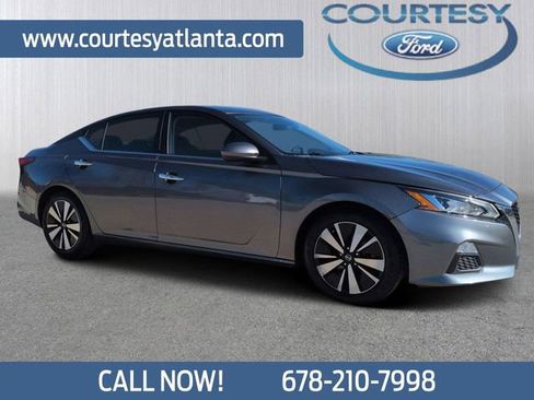 Used 2022 Nissan Altima 2.5 SV image 1