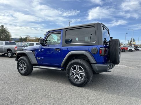 Used 2020 Jeep Wrangler Sport image 3