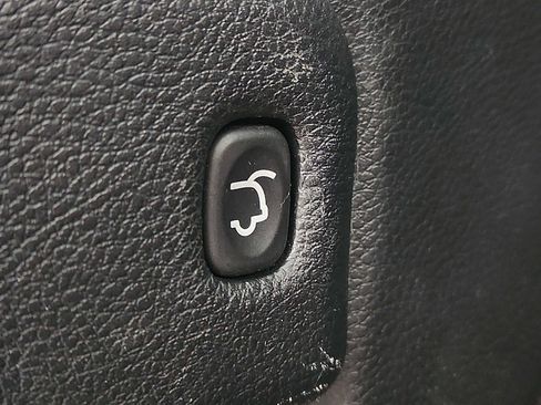 Used 2019 Jeep Grand Cherokee Limited X image 29