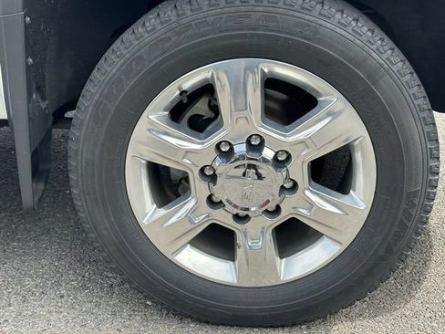 Used 2018 GMC Sierra 2500 SLT AWD/4WD image 18