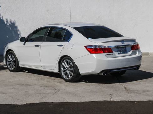 Used 2014 Honda Accord Sport image 4