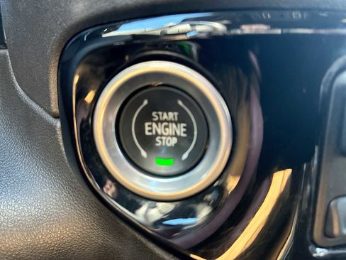 Used 2023 Chevrolet Silverado 1500 High Country w/ LPO, Dark Essentials Package image 17