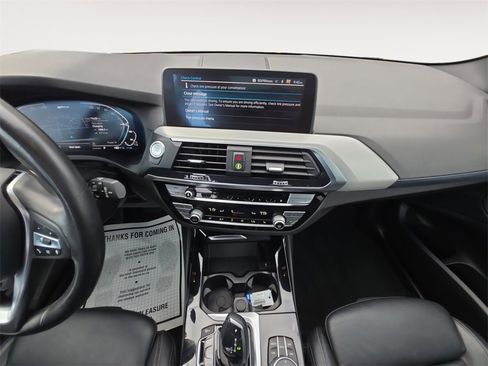 Used 2021 BMW X3 xDrive30e w/ Premium Package image 11