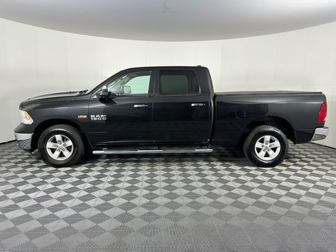 Used 2016 RAM 1500 Classic SLT image 4