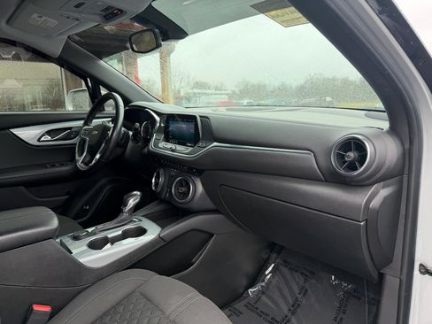 Used 2020 Chevrolet Blazer LT image 22