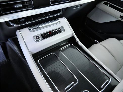 New 2025 Lincoln Aviator Reserve w/ Equipment Group 201A image 20