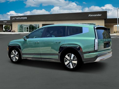 New 2026 Hyundai Ioniq 9 SEL image 4