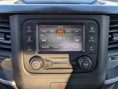 Used 2022 RAM 1500 Big Horn AWD/4WD image 25
