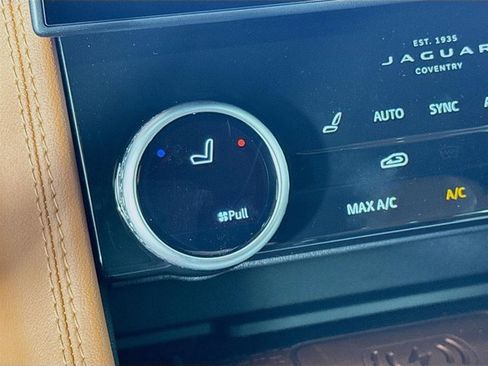 New 2026 Jaguar F-PACE R-Dynamic S image 23