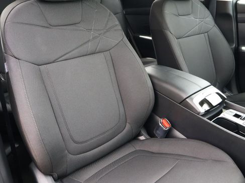 Used 2026 Hyundai Tucson SE FWD image 16