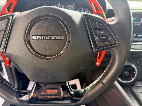 Used 2018 Chevrolet Camaro SS image 22