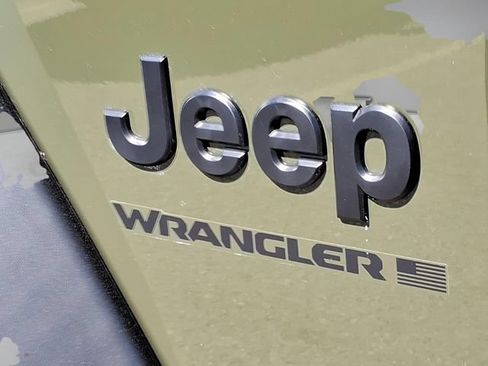 Used 2024 Jeep Wrangler Unlimited Sport AWD/4WD image 32