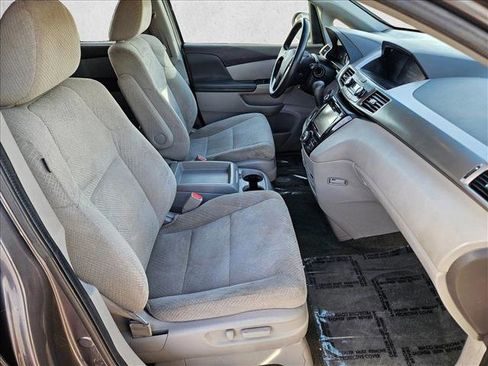 Used 2016 Honda Odyssey SE image 20