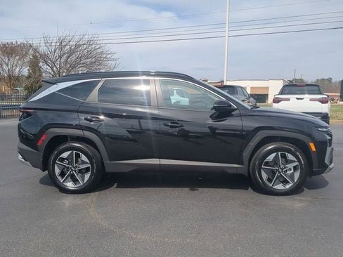 Certified 2025 Hyundai Tucson SEL image 3