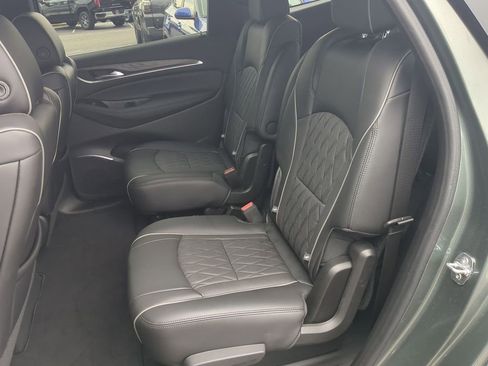 Used 2022 Buick Enclave Avenir image 26