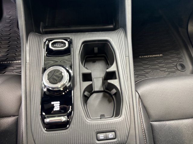 New 2026 Jeep Cherokee Overland AWD/4WD image 19