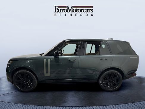 Used 2023 Land Rover Range Rover SE AWD/4WD image 2