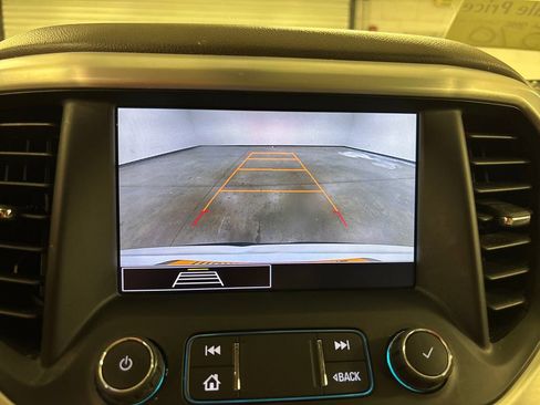 Used 2020 GMC Acadia SLE AWD/4WD image 41