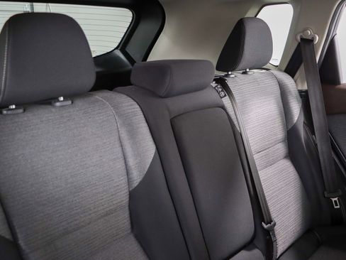 Used 2022 Nissan Rogue SV FWD image 27