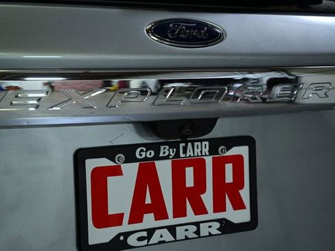 Used 2022 Ford Explorer Limited image 11