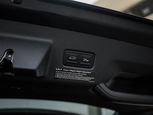 New 2027 Kia Telluride S image 9