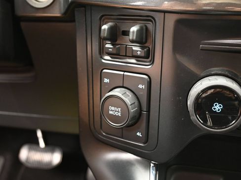Used 2024 Ford F150 STX AWD/4WD image 38
