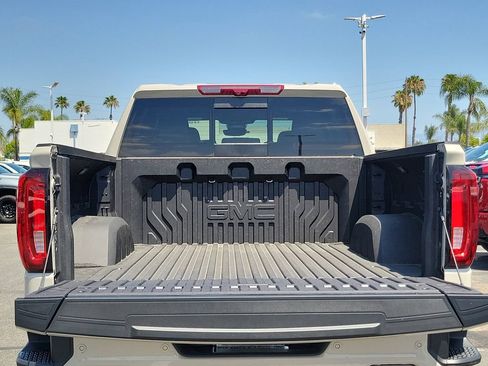 New 2026 GMC Sierra 1500 AT4 w/ AT4 Premium Package AWD/4WD image 6