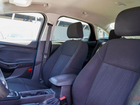 Used 2015 Ford Focus SE image 13