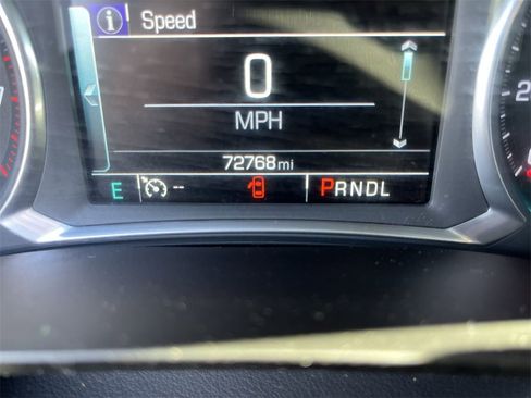 Used 2018 Chevrolet Traverse LT image 12