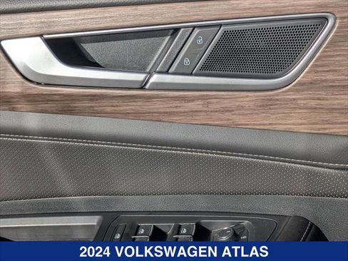 New 2024 Volkswagen Atlas SEL AWD/4WD image 11