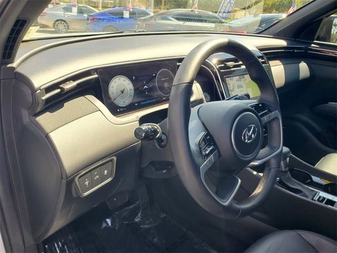 Used 2022 Hyundai Santa Cruz Limited image 14