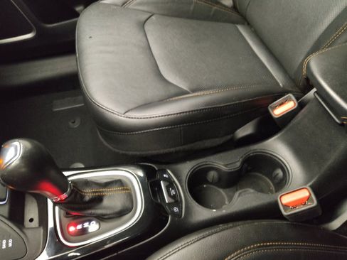 Used 2021 Jeep Compass Limited w/ Sun and Sound Group image 26