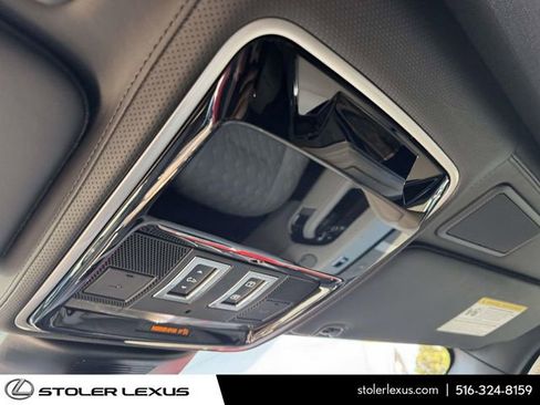Used 2022 Land Rover Range Rover SV Autobiography Dynamic image 39