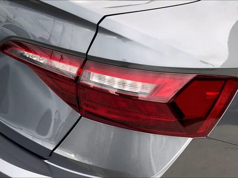 Used 2020 Volkswagen Jetta SEL FWD image 33