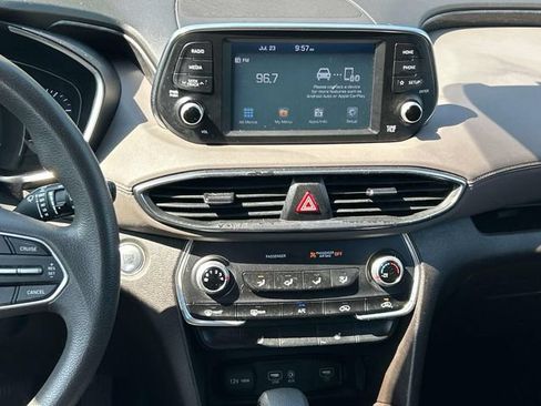 Used 2019 Hyundai Santa Fe SEL FWD image 16