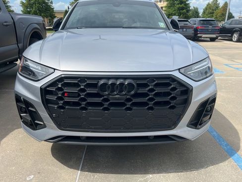 Used 2022 Audi SQ5 Premium Plus AWD/4WD image 2