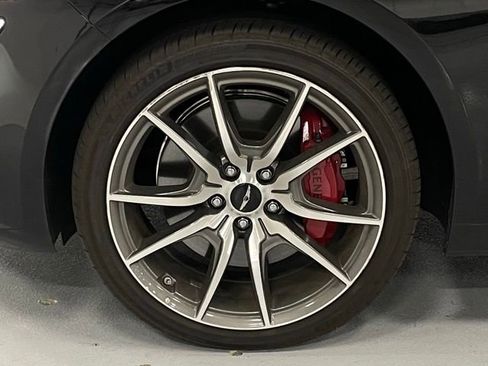 New 2025 Genesis G70 2.5T image 8