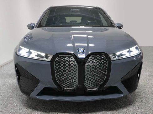 Used 2024 BMW iX xDrive50 w/ Premium Package AWD/4WD image 2