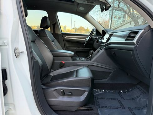 Used 2018 Volkswagen Atlas SEL AWD/4WD image 43