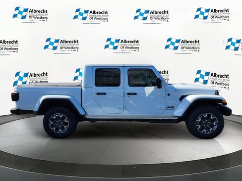 New 2026 Jeep Gladiator Sport AWD/4WD image 6