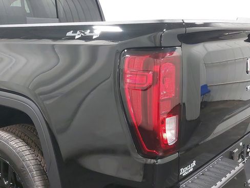New 2026 GMC Sierra 1500 Elevation w/ Elevation Premium Package image 36
