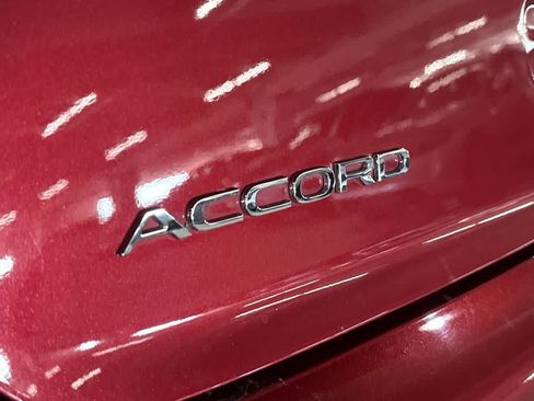 Used 2025 Honda Accord SE image 11