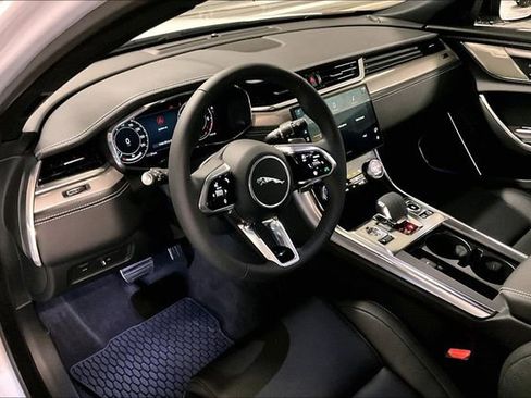 New 2024 Jaguar XF R-Dynamic SE image 7