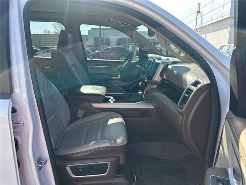 Used 2020 RAM 1500 Laramie AWD/4WD image 13