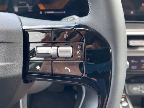 New 2026 Kia Sorento S AWD/4WD image 35