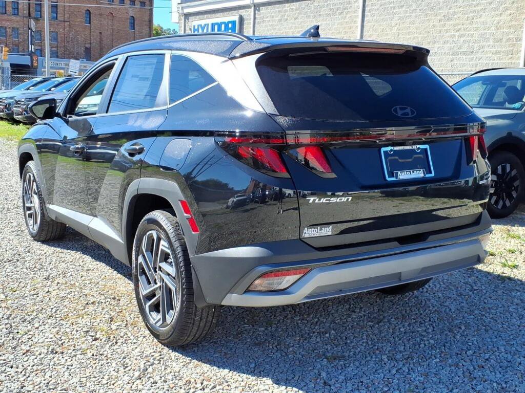 New 2026 Hyundai Tucson SEL Plus AWD/4WD image 3