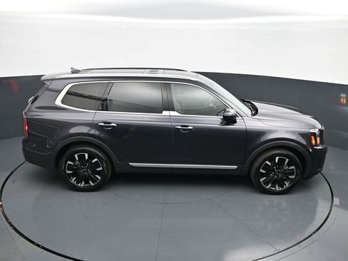 Used 2025 Kia Telluride SX w/ SX Captain's Chair Package FWD image 23
